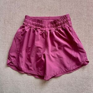 Lululemon Track That High-Rise Lined Short 5" - Size 6 (Washed Mauve)
